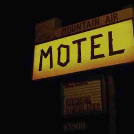 Updated + Clean Motel Room At The Base Of Mt Hood! Mount Hood Village Eksteriør billede