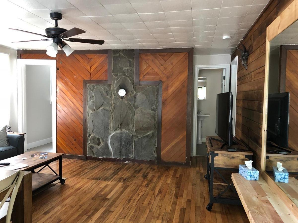 Updated + Clean Motel Room At The Base Of Mt Hood! Mount Hood Village Eksteriør billede